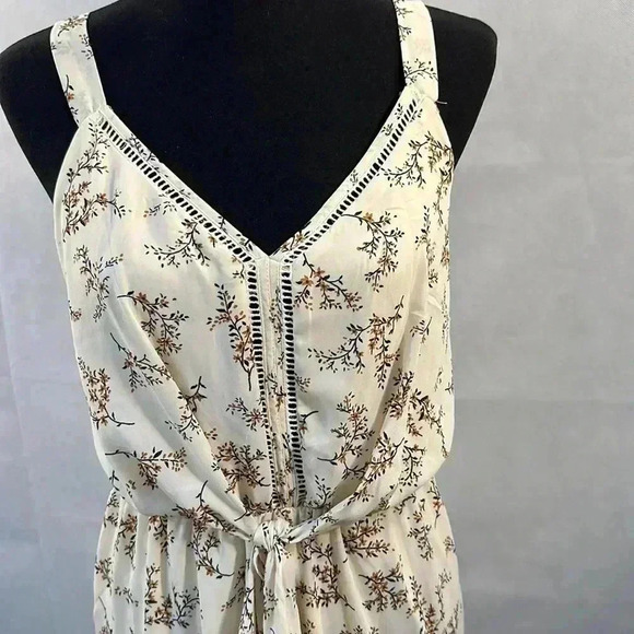 Sienna Sky Cream Floral Midi Dress Size M - Picture 5 of 6